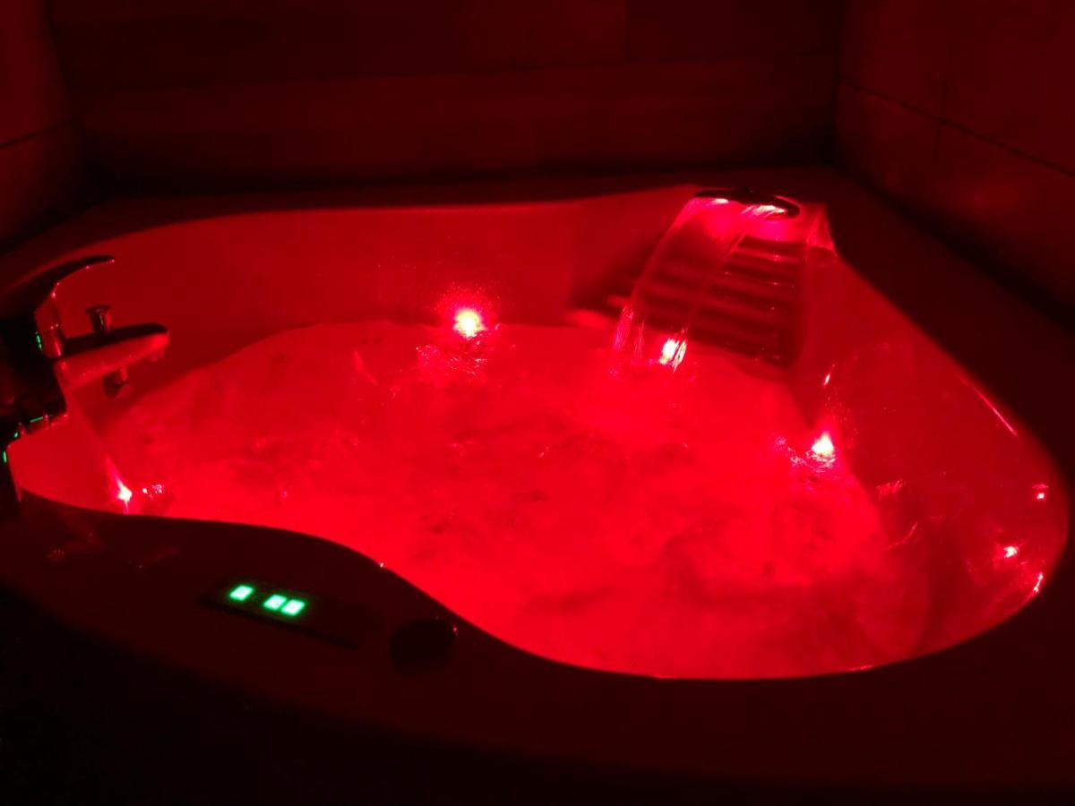 Cocooning Spa, Lit Xxl, Cour Exterieure *